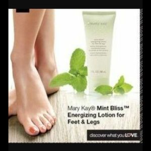 Lotion mint for feet and legs